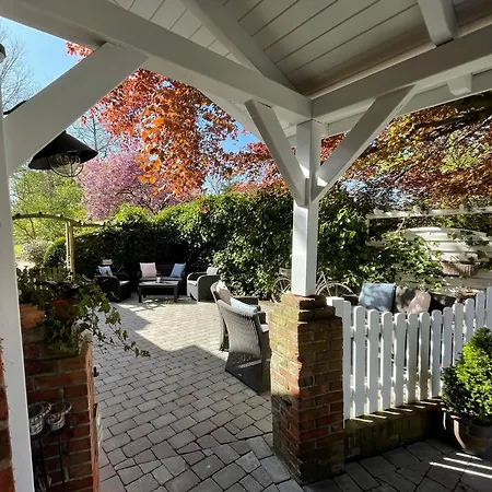 Friesen-lodge 아파트호텔 Breklum